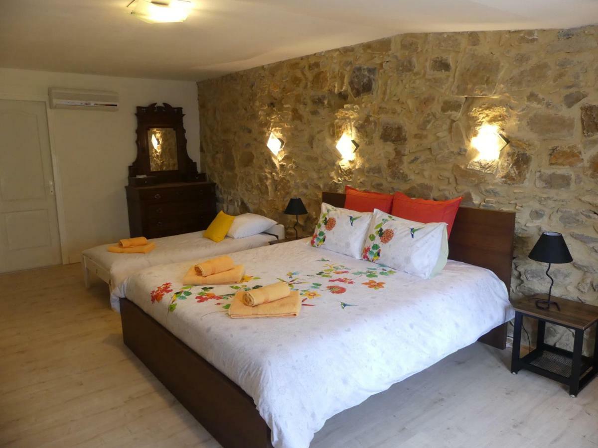 Chambres D'Hotes Les Gragniotes Tournissan 외부 사진